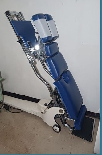 massage tables/ hydraulic