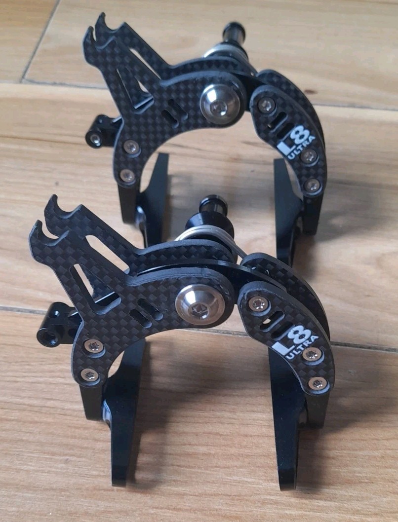 Etrier de frein pour jante 700C (avant ou arrière) etrier porte patin