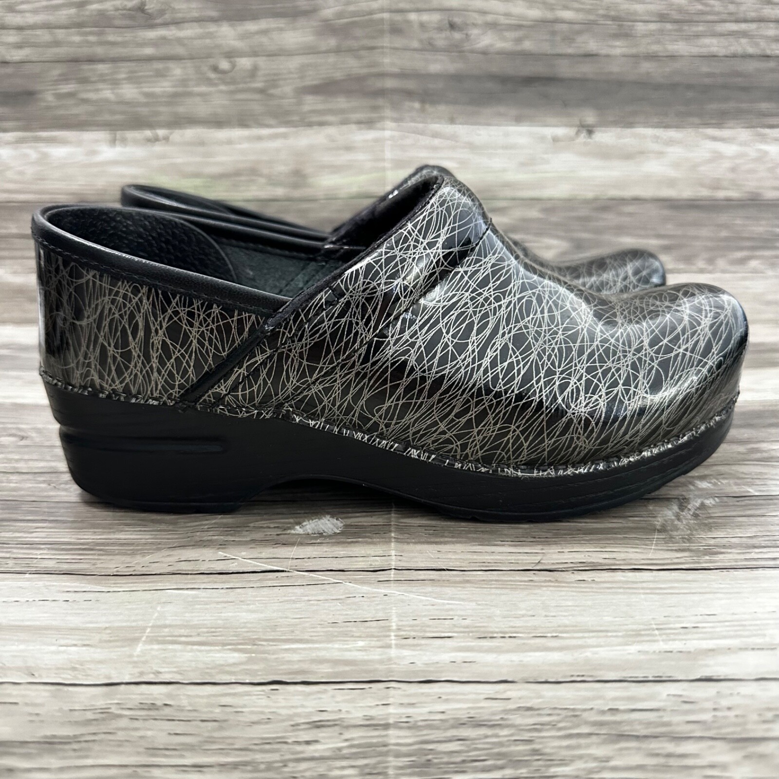 Dansko Clogs Womens 5.5/6 Black Scribble Patent Leather Nurse Shoes Comfort-image