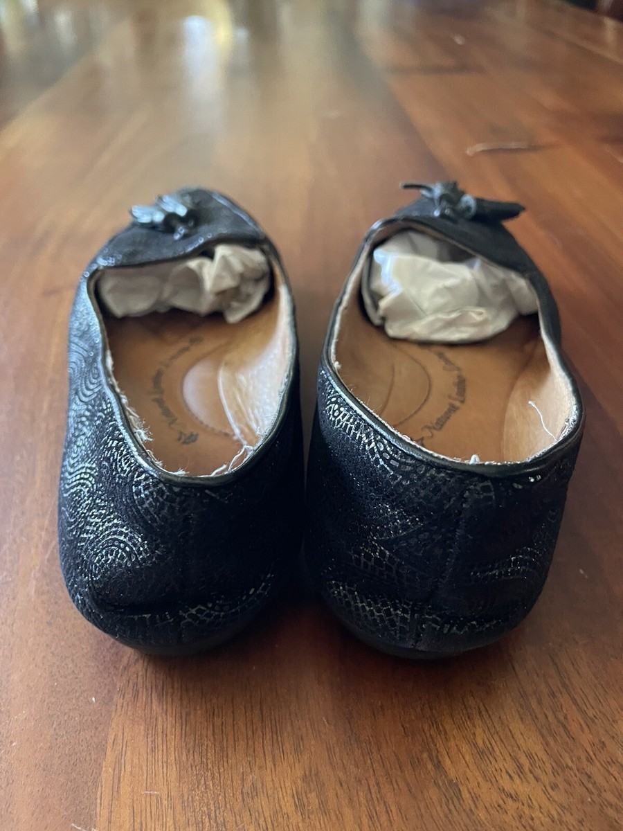 SOFFT LN Black Leather Bow Tassel Loafers Slip On Flats  display picture 1