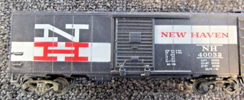 HO Scale New Haven 40' Box Car #40032 by Athearn (LC1051)