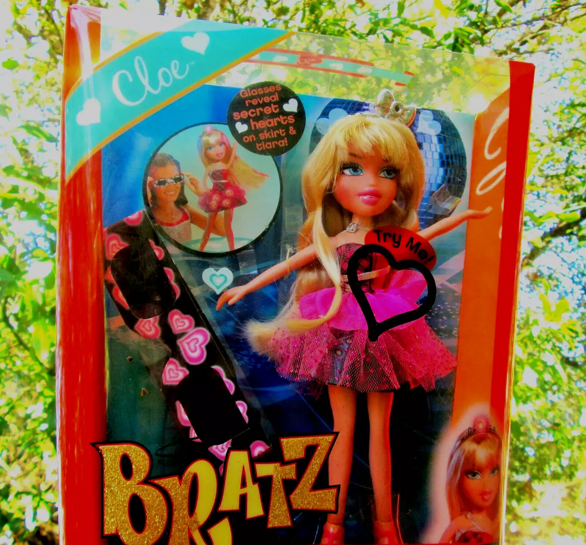 Buy Bratz Funk N Glow Cloe Doll Online UK