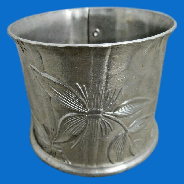 Everlast Aluminum Condiment Bottle Candle Holder Vase Décor