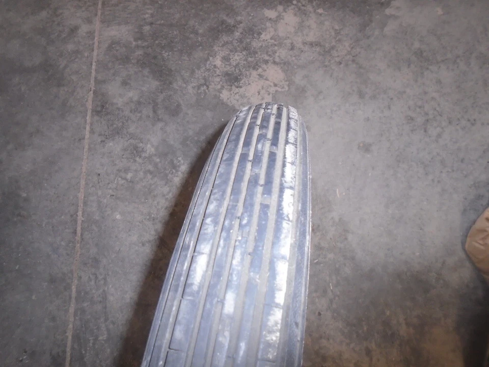 Honda CX500 CX 500 C CX500C 1980 1981 1982 llanta delantera neumático cubo rueda 3,50-19 19" Foto 2 de 4