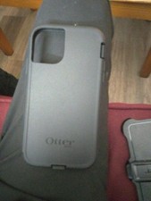 OtterBox Defender Series Case With Belt Clip