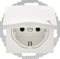 Berker 47441909 Steckdose Schuko Klappd. BerüHrungsschutz S.1/B.3/B.7 Polarweiß