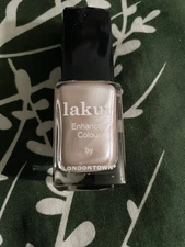 LONDONTOWN LAKUR ENHANCED COLOUR "COLD FOAM" LIGHT BEIGE 0.4 OZ VEGAN NEW COLOR
