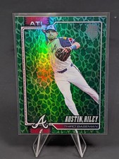 2026 Topps Baseball Austin Riley #238 - Holiday Foil - Atlanta Braves