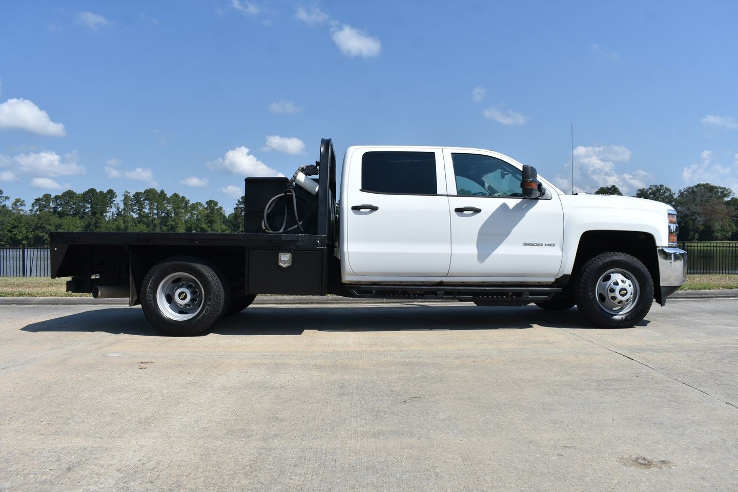 2018 Chevrolet Silverado 3500 HD Work Truck thumbnail 3