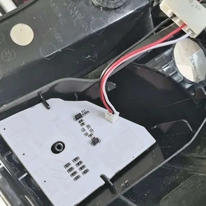 Module LED Feu Arrière Gauche Nissan Qashqai J10 2007-2013 B003338B - Photo 2/4