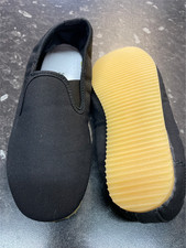 Kung Fu Slippers with rubber Sole - ideal for martial arts, tai chi, yoga...