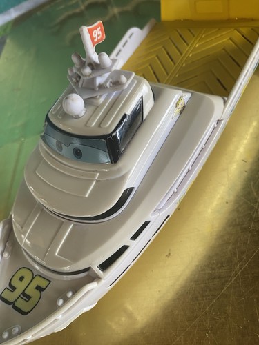 DISNEY CARS MOVIE PORTO CORSA SPLASH N’RACE BOAT  - Picture 14 of 23