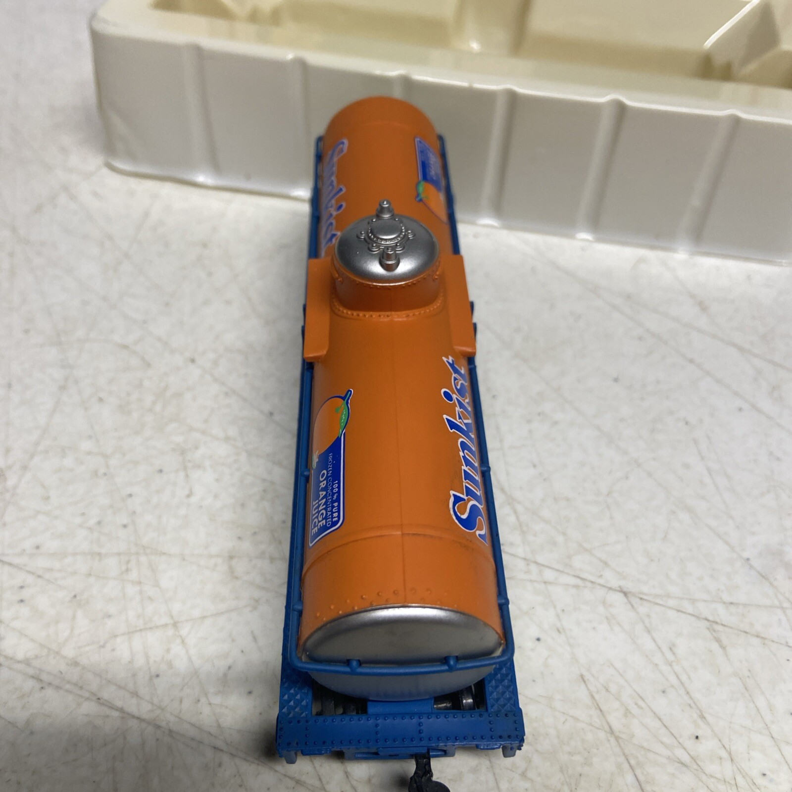 Picture 10 of 24
