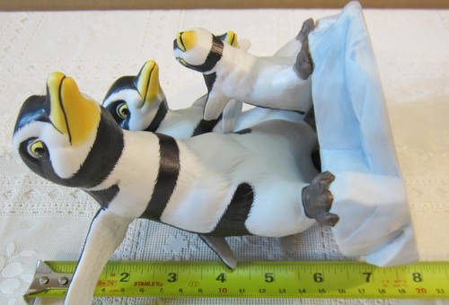 Franklin Mint Whimsical Porcelain Bird Penguin Figure Watch Me! Base 1 Tiny Chip - Picture 10 of 12