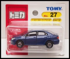TOMICA 27 TOYOTA COROLLA AXIO 1/63 TOMY DIECAST CAR  27 NEW