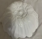 Vintage Indiana Glass Company Opaque Milk Lily Pons Sunflower Serving Bowl 7”