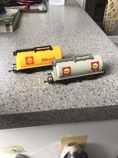 Hornby 00 Gauge Shell Oil Fuel Tanker Wagons Model Railway