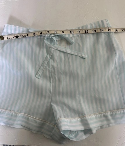 Happily Grey Two Piece Pajama Shorts Set Sz M - Picture 8 of 12