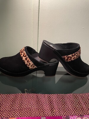 leopard strap crocs