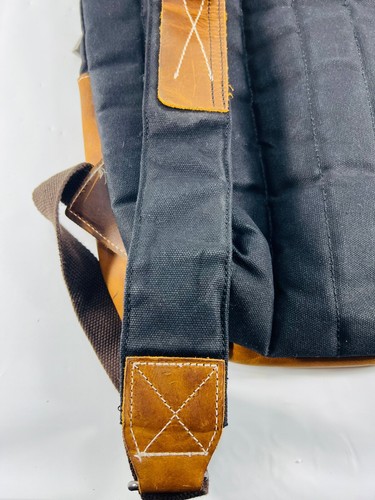 Mochila de cuero con tapa enrollable Kovered KVD Witham negra/bronceada - Imagen 16 de 22
