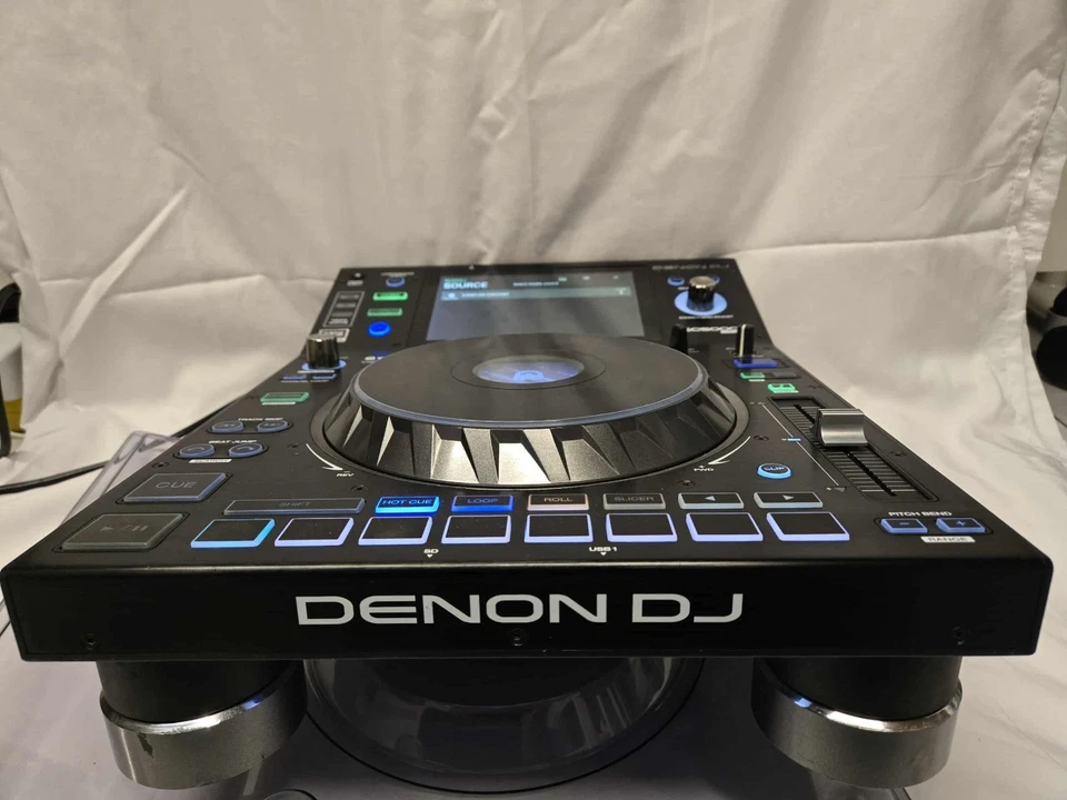 Denon DJ SC5000 Prime Controller Professional Touchscreen with Decksaver - Image 2 of 4