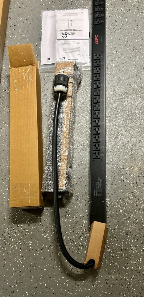 APC Basic Rack PDU Model AP 7562 - Image 4 of 4