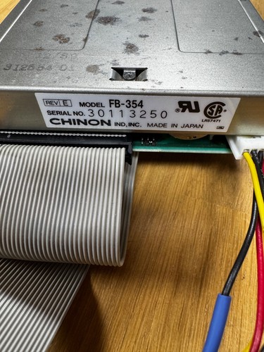 disquetera commodore Amiga 500 CHINON, revisada y funcionando - Imagen 2 de 2