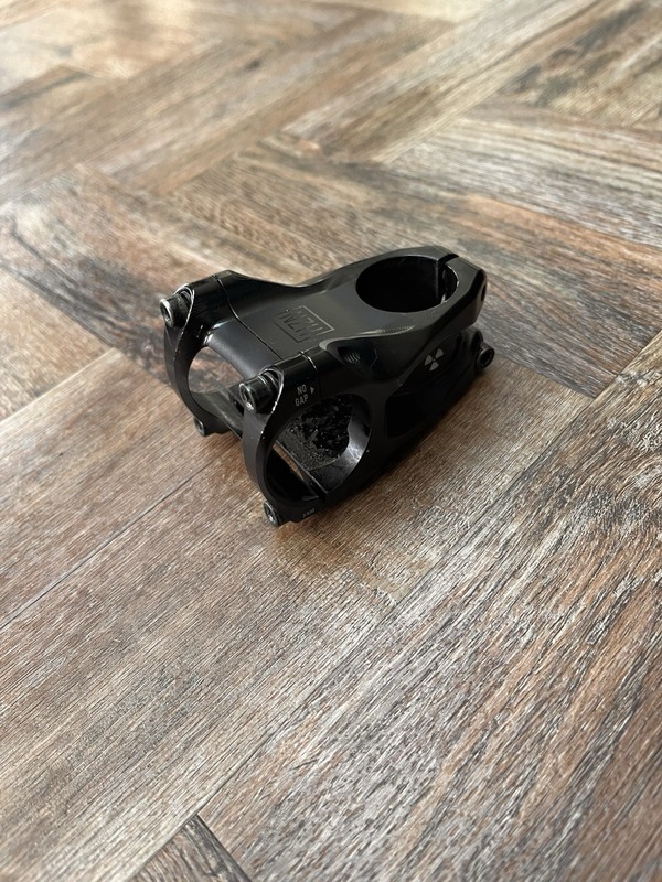Nukeproof Horizon Stem 50mm Reach 31.8 Bars
