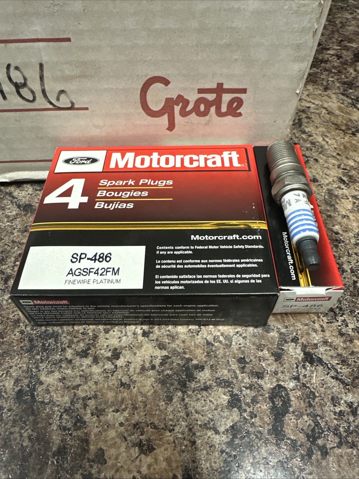 8 Motorcraft SP-486 Platinum Spark Plugs 75-09 CHEVY  FORD Etc FREE SHIP