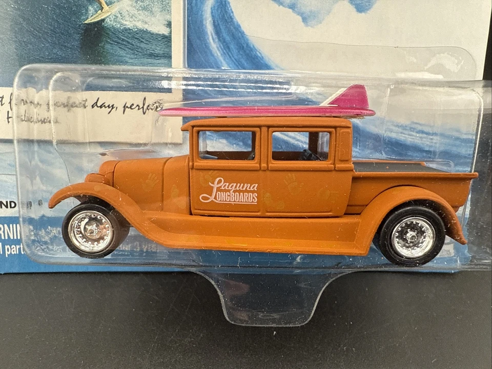 Johnny Lightning Surf Rods LAGUNA LONGBOARDS brown with boards VERY NICE - Image 2 of 3