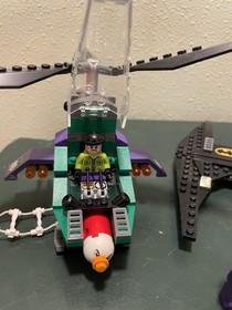 LEGO #6863 DC Universe - Batwing Battle Over Gotham City (2012) Minifigs