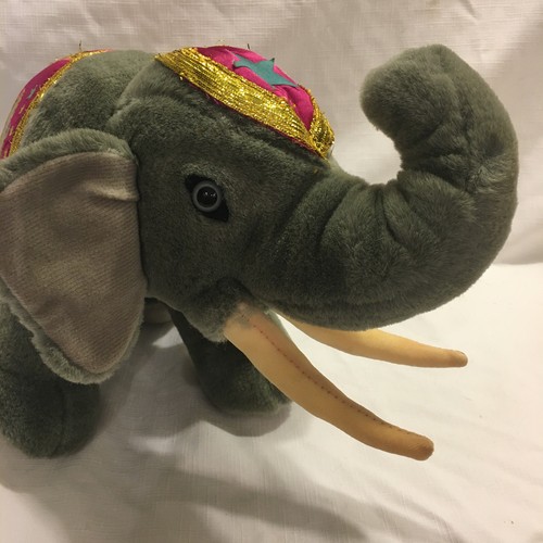 Ringling Bros and Barnum & Bailey Circus Plush Stuffed Elephant 127th Ed. 1997 - Picture 7 of 14