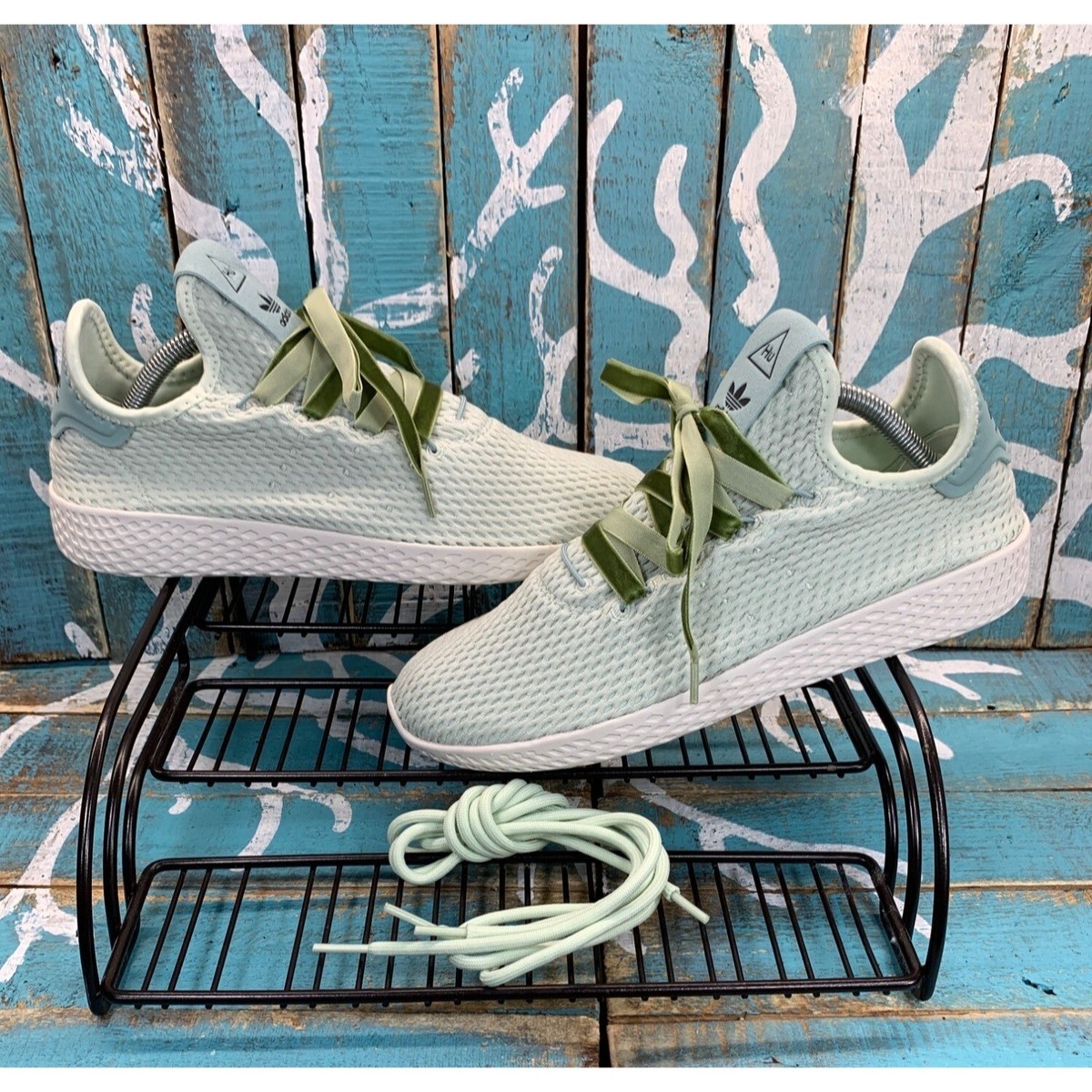Adidas HU x Pharrell Williams Men Sz Womans Mint Seafoam