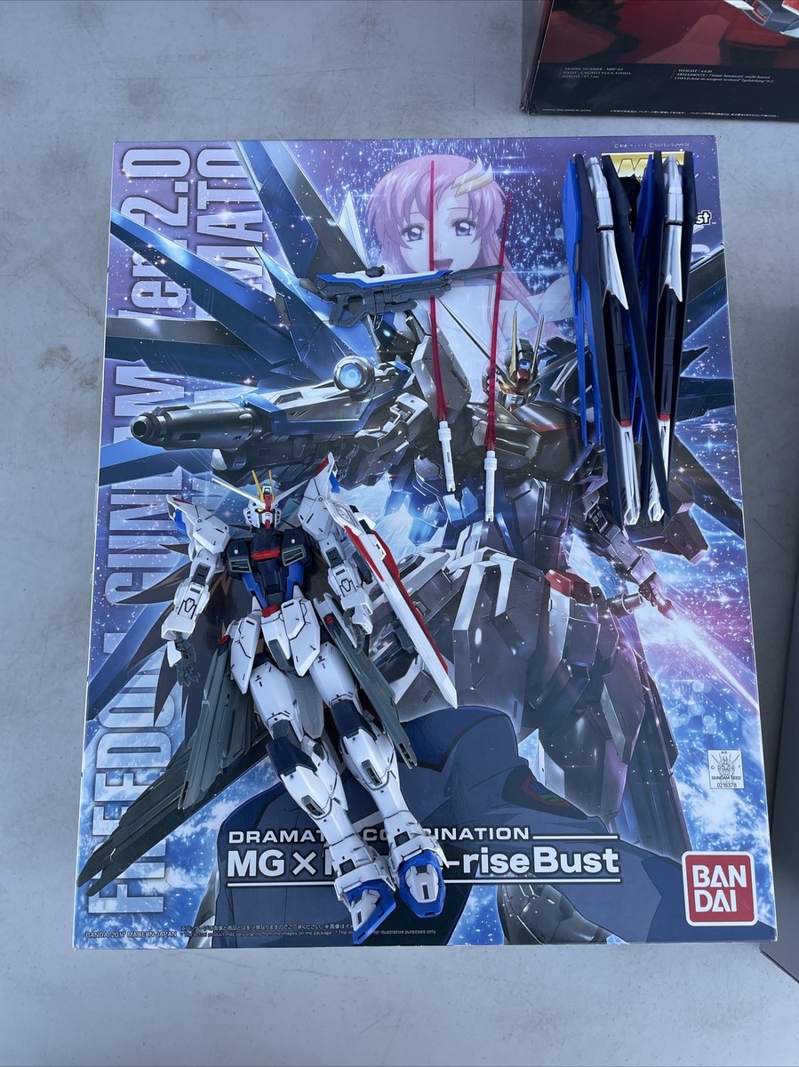 BANDAI DRAMATIC COMBINATION FREEDOM GUNDAM 2.0 & Figure-rise