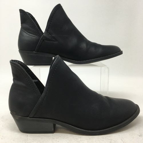 universal thread boots black