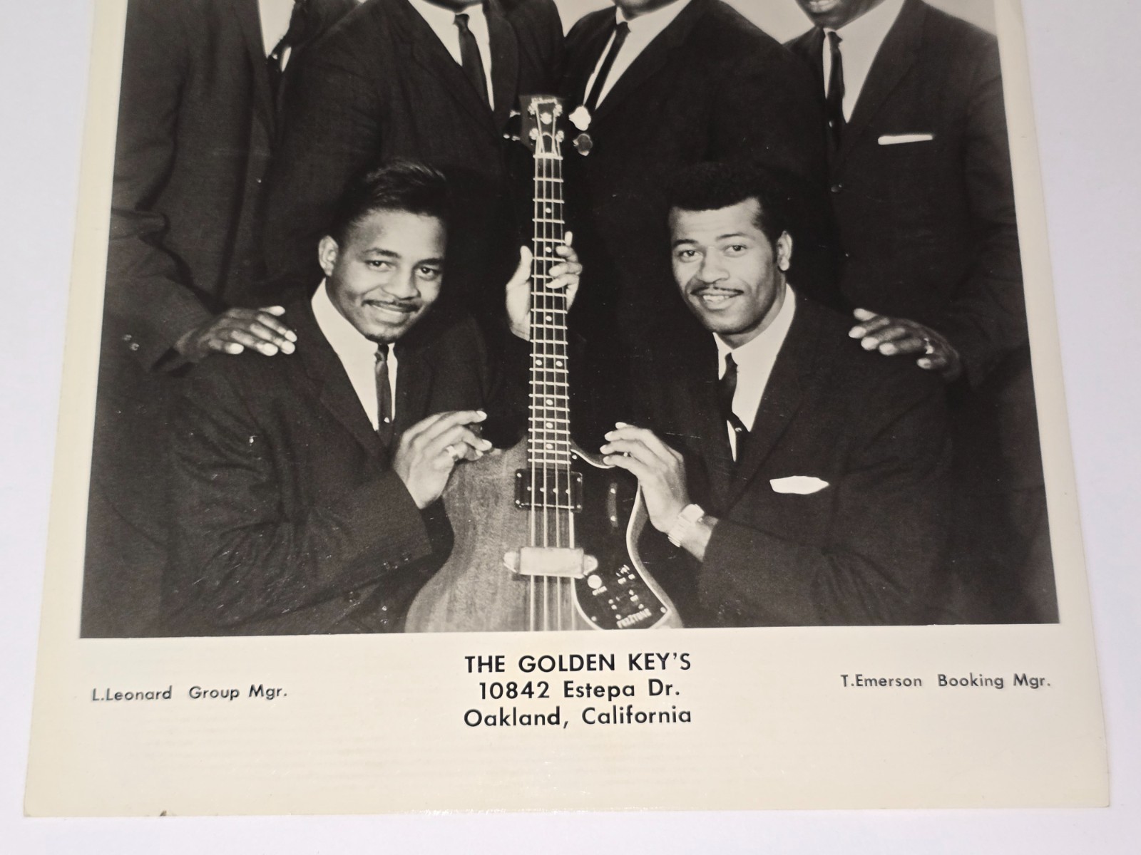THE GOLDEN KEYS 8X10 PRESS PHOTO SOUL GOSPEL OAKLAND R&B MUSIC FUNK VTG GUITAR