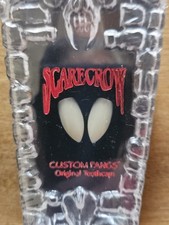 SCARECROW VAMPIRE FANGS