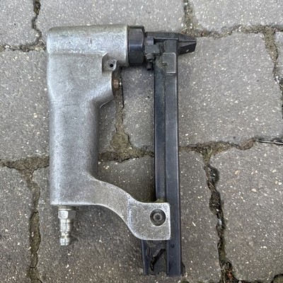 Drucklufttacker