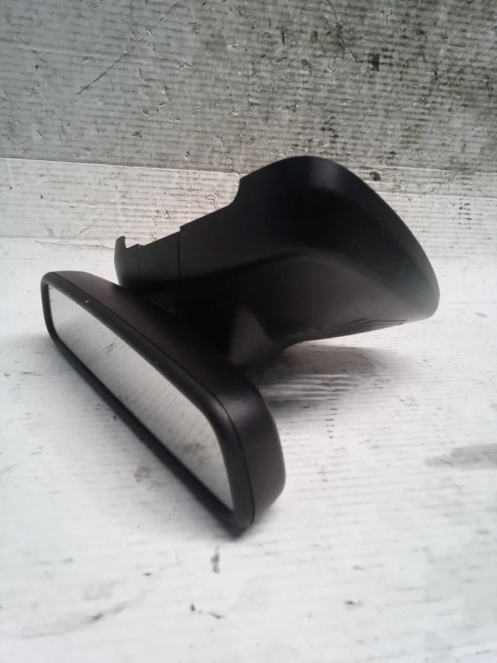 Espejo retrovisor interior delantero central usado se adapta a: Volvo S60 2015 dimmi automático Foto 2 de 4
