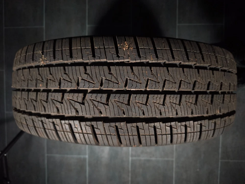 1 Ganzjahresreifen 225/65R16C Mercedes Sprinter W910 16" Stahlfelge Komplettrad - Bild 2 von 2