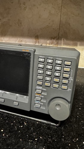 AOR AR5000 Wideband Receiver + SDU5600 Spectrum Display (Unit Only) - Picture 10 of 12