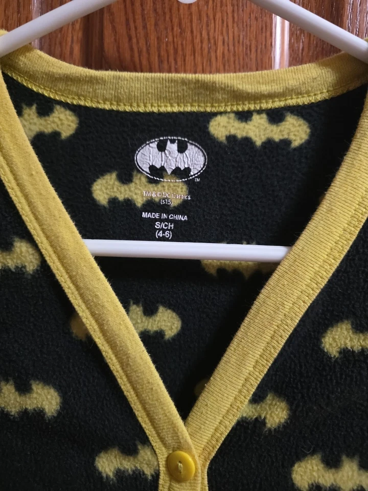 Pijama Batman Mujer Talla S 4-6 Negro Amarillo Logo Vellón Una Pieza Botón Foto 2 de 3