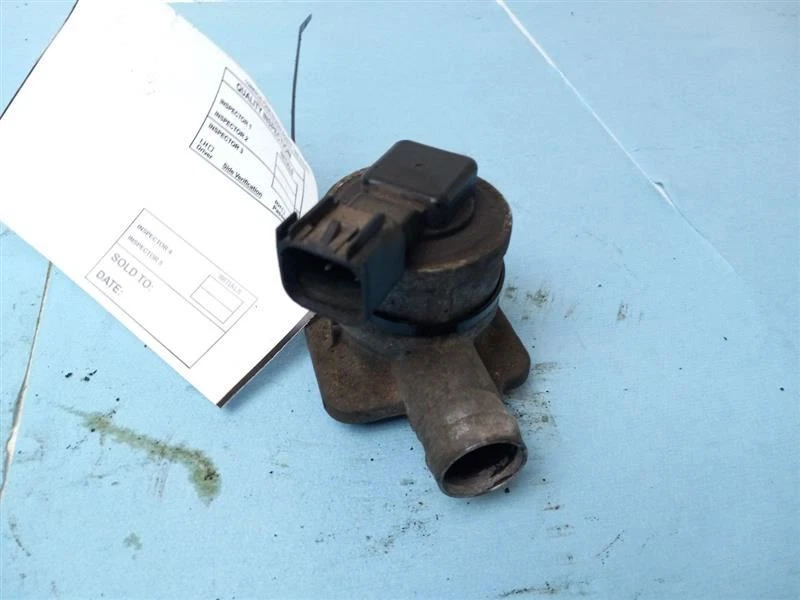 Chevrolet Impala 2010 válvula EGR Foto 2 de 4