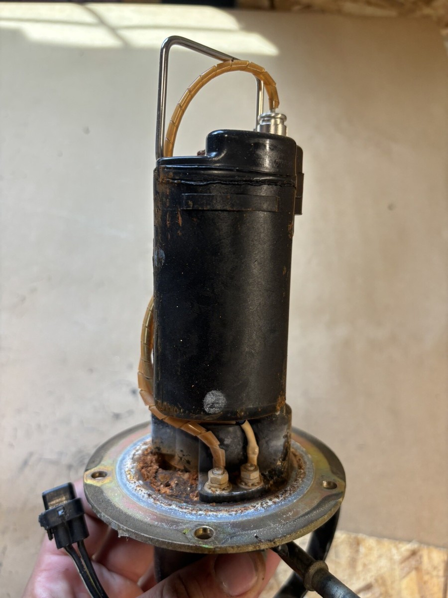2004 2005 KAWASAKI NINJA ZX10R OEM FUEL PUMP GAS PETROL 2004 2005 KAWASAKI NINJA ZX10R OEM FUEL PUMP GAS PETROL