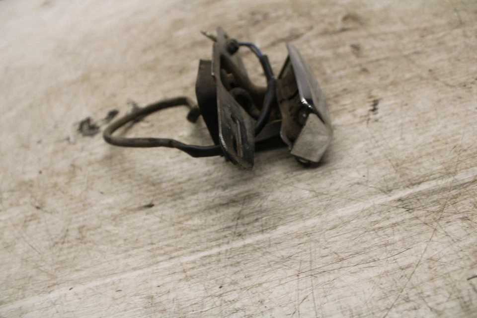 80-81 YAMAHA XS1100 LUZ MATRÍCULA ESPECIAL BB377 Foto 3 de 4