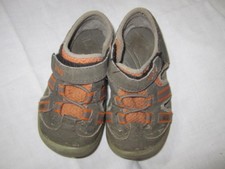 Preowned Infant Toddler Gray Teva Sandals - Unknown Size - 6 1/2" in length