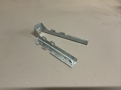 Simpson Strong-Tie LUS210 Galvanized Face Mount Joist Hanger For 2x10 (25 Pack)