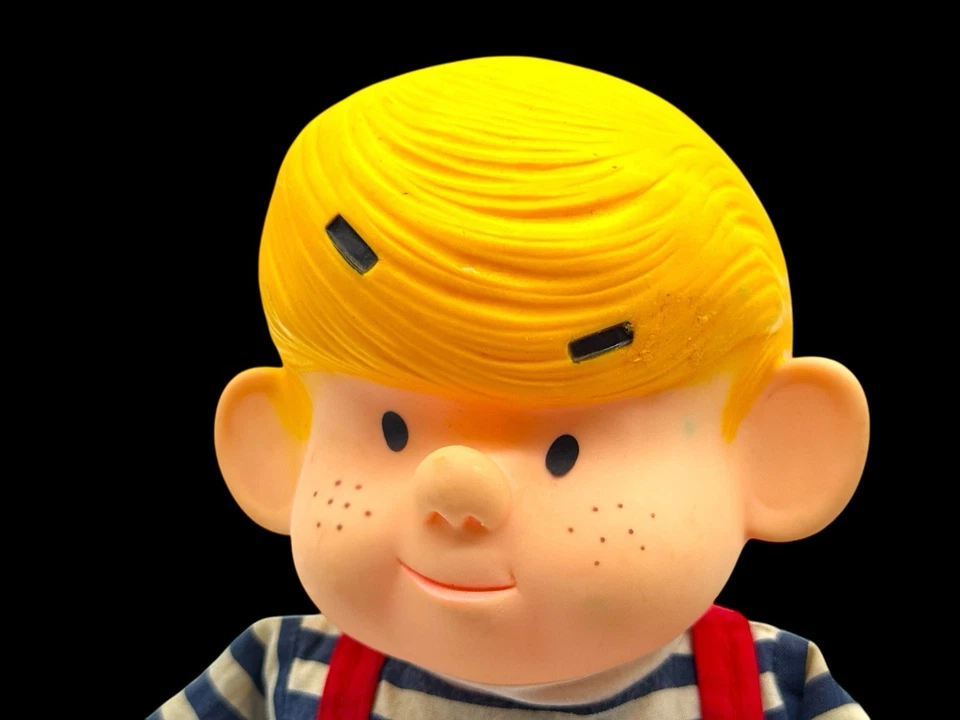 Muñeca de peluche de vinilo vintage 1981 Dennis the Menace 13" Ketcham con ropa Foto 2 de 4