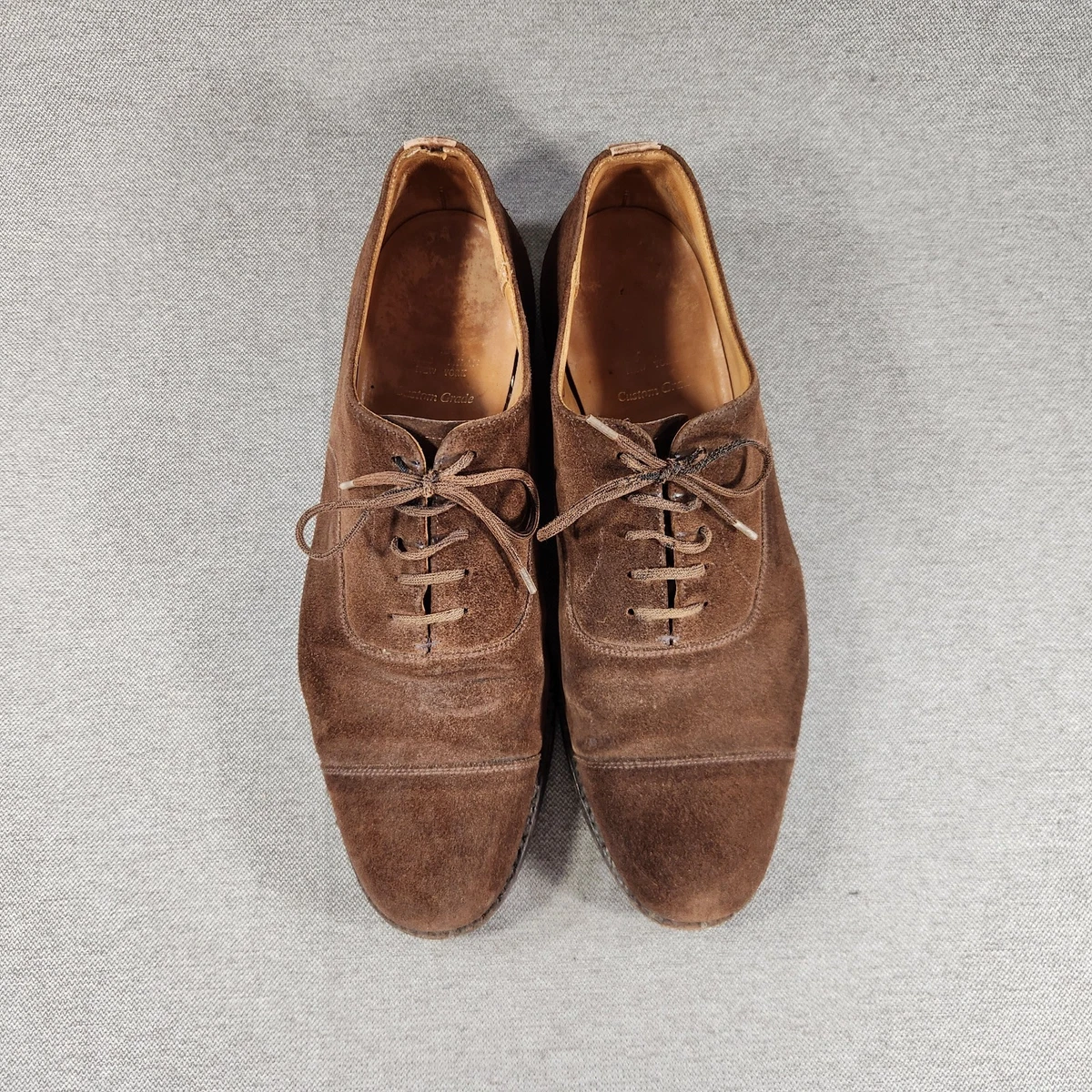 Preços baixos em Sapatos sociais masculinos Oxford de camurça