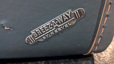 Vintage BREEZ-A-WAY BY NEEVEL Luggage Train Case VTG 1950's Mid